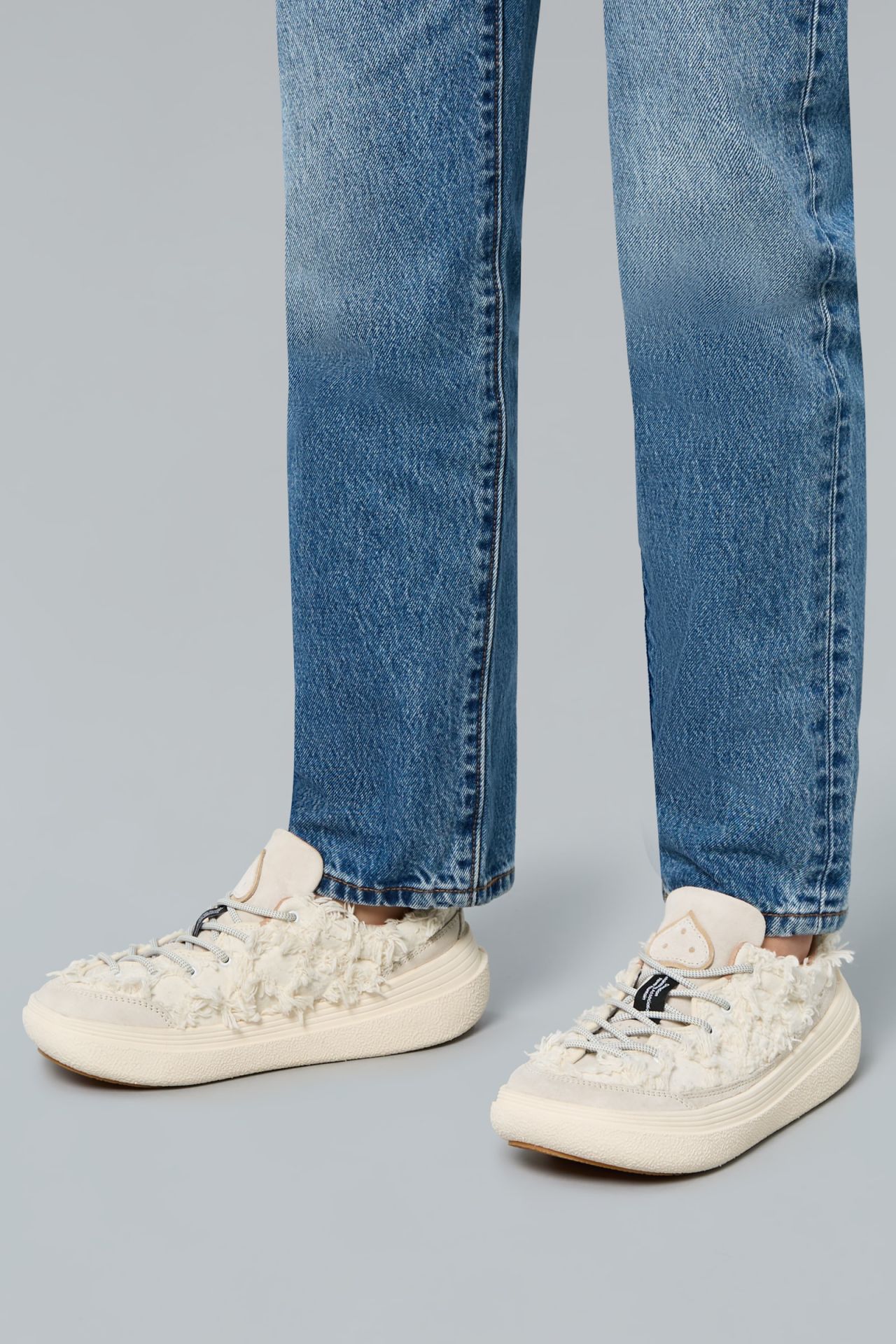 FAMI UNI White