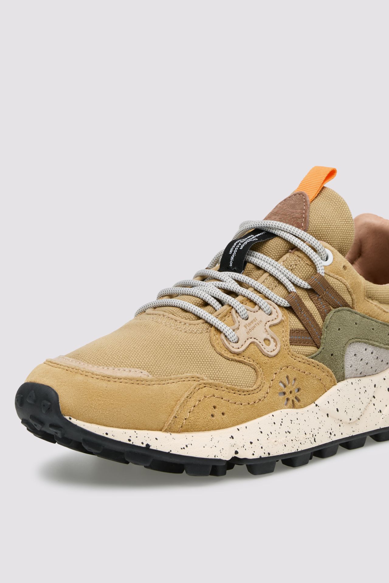YAMANO MEN'S BEIGE & GREEN TRAINERS